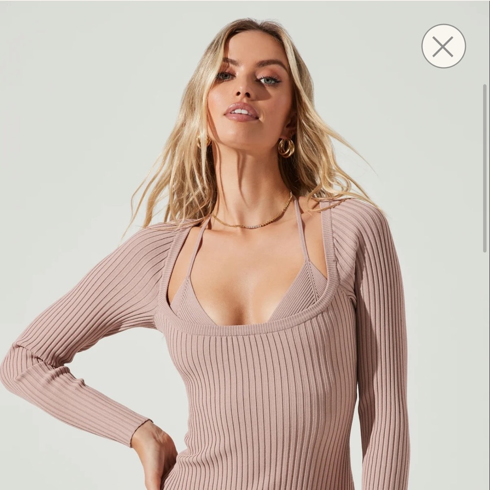 ASTR The Label TOPANGA HALTER BRALETTE LONG SLEEVE MIDI DRESS